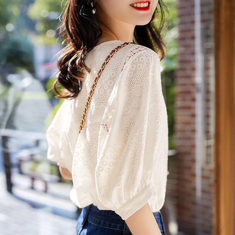 Amber Embroidery Half-Sleeve Blouses