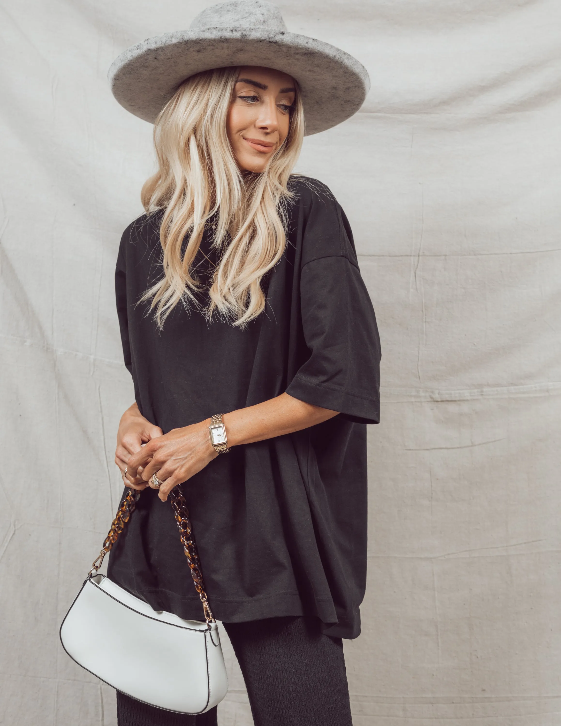Badra Oversized Tee