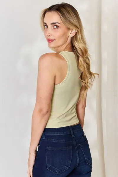 Donnie Basic Bae Full Size Round Neck Slim Tank