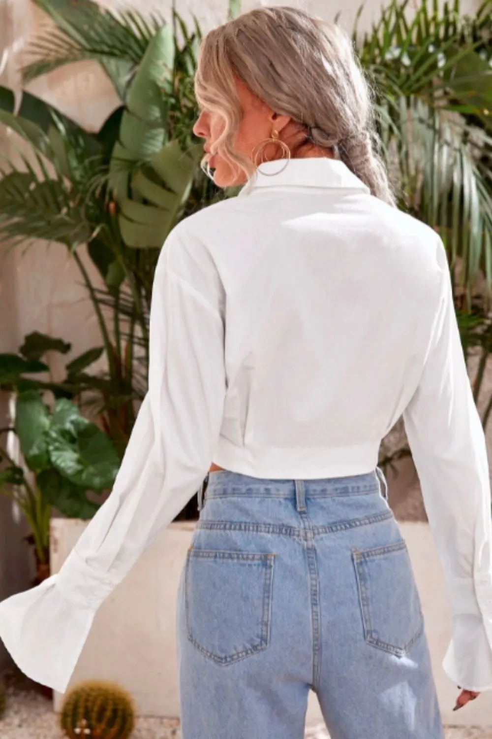 Flounce Sleeve Crop