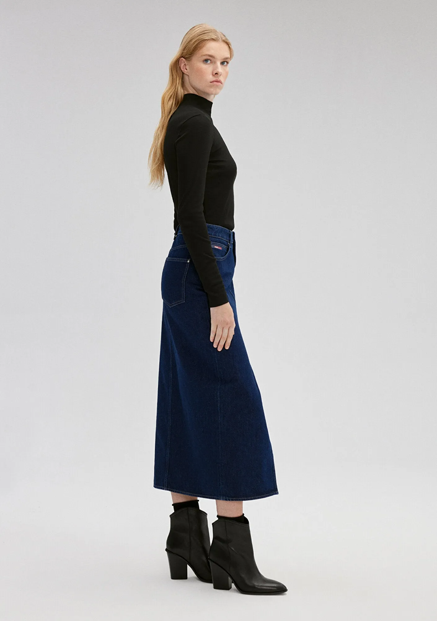 Manhattan Rinse Denim Studio 23 Jean Skirt